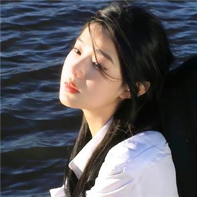 绿女神封面